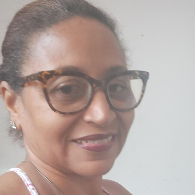 Babysitter in Salvador: Jaciara