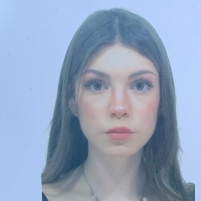 Babysitter a Nonantola: Rebecca