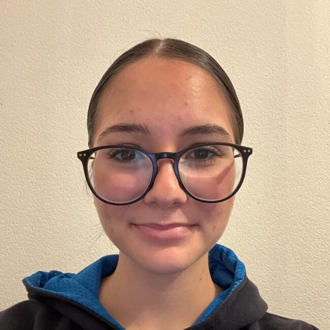 Babysitter in Châtel-Saint-Denis: Stéphanie