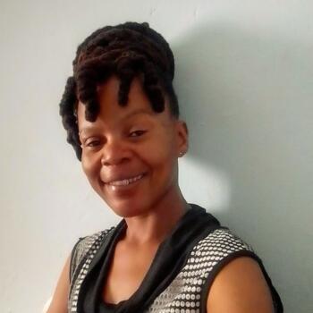 Babysitter in Newcastle: Nomusa