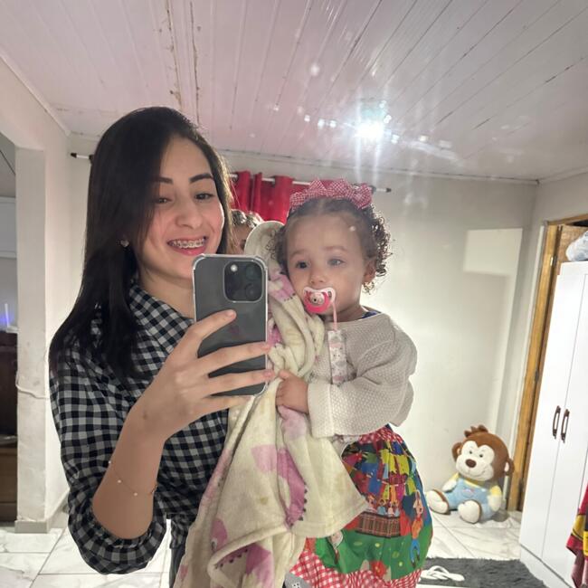 Emprego de babá em Osasco: Isadora