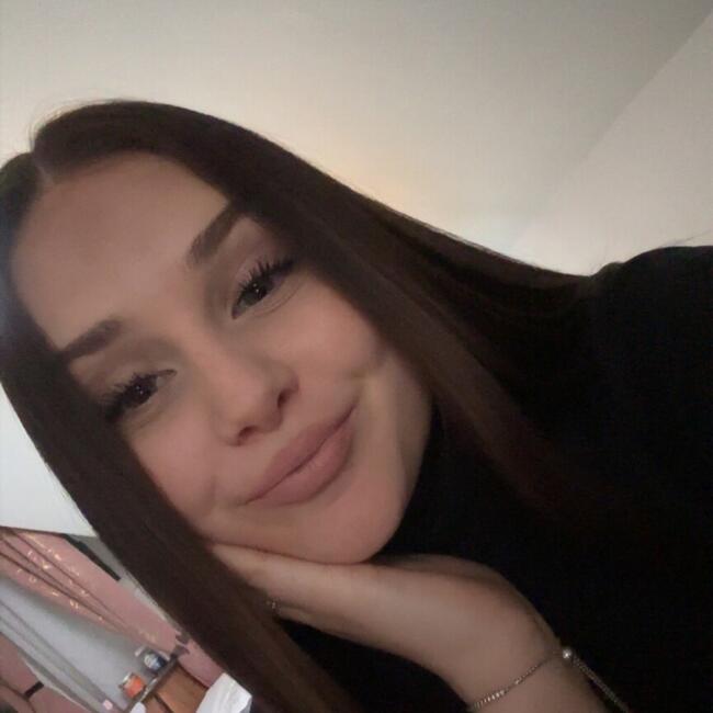 Babysitter in Arnouville: Daria