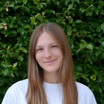 Nanny in Madrid: Haley