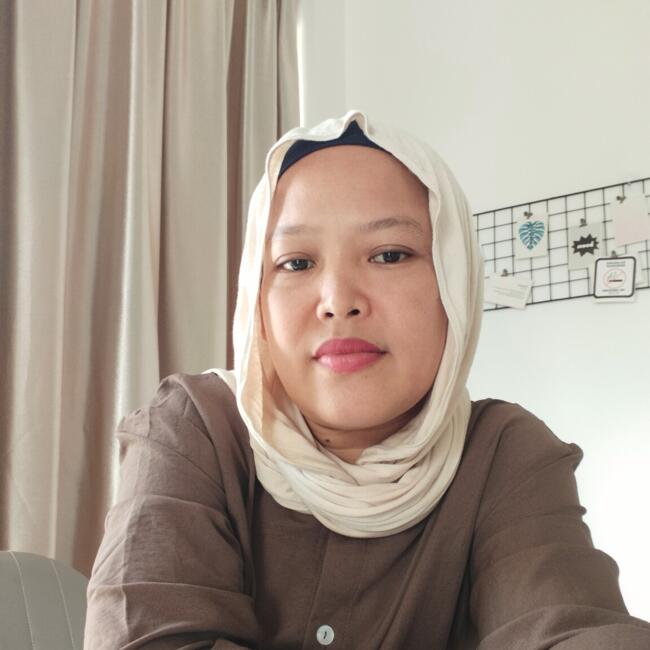Babysitter in Kampung Sungai Kajang: Cahayaakmal