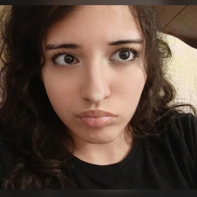 جليسة أطفال في أبوظبي: Lina