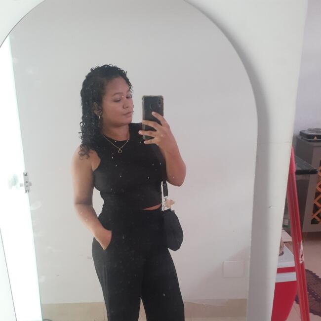Babá em Goiânia: Tainara