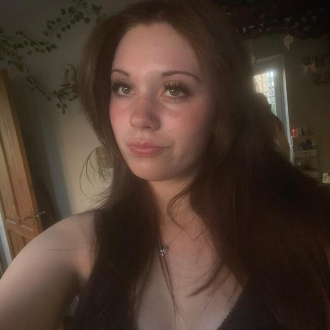 Babysitter in Betchworth: Olivia