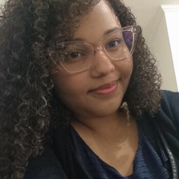 Babysitter in Jandira: Larissa