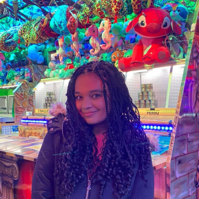 Babysitter in Gex: Amma