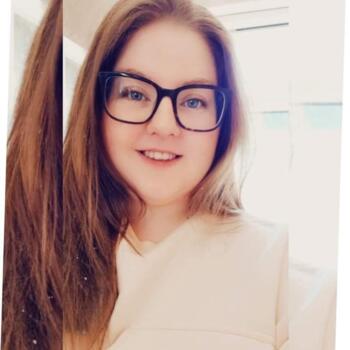Babysitter in Carrickfergus: Rhiannon Grace