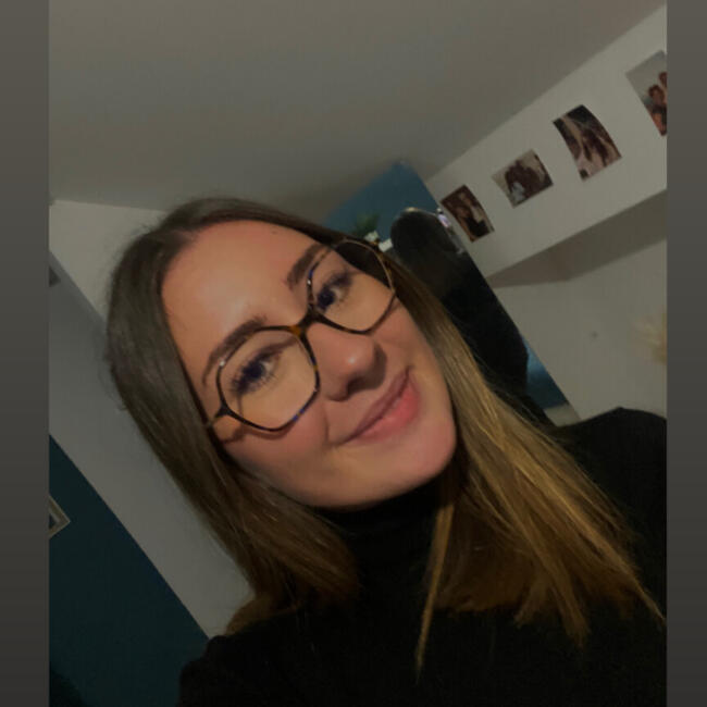 Babysitter in Lalleu: Marine