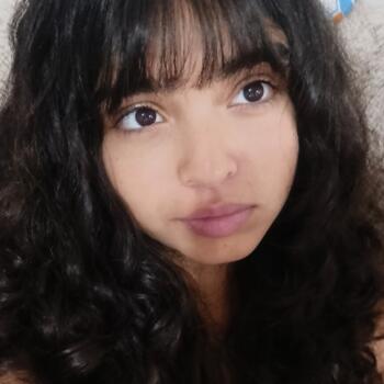 Niñera en Almirante Brown: Dacil