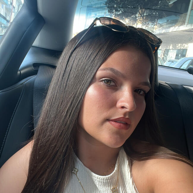 Babysitter em Porto: Lara