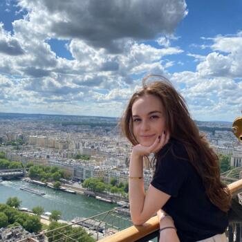 Baby-sitter in Paris: Abigaëlle