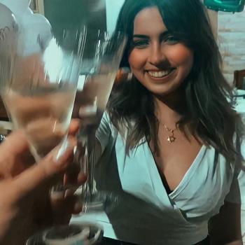 Babá em Betim: Julia silva