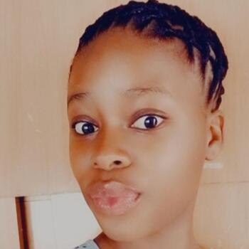 Babysitter in Moroka (Gauteng): Avuyile