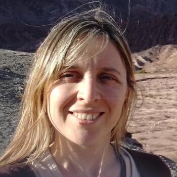 Niñera en Almirante Brown: Valeria