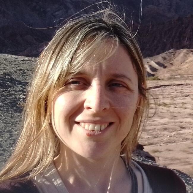 Niñera en Almirante Brown: Valeria