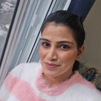 Babysitter Montreal: Aamena