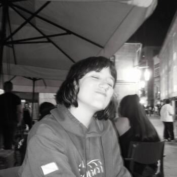 Babysitter in Ourense: Candela