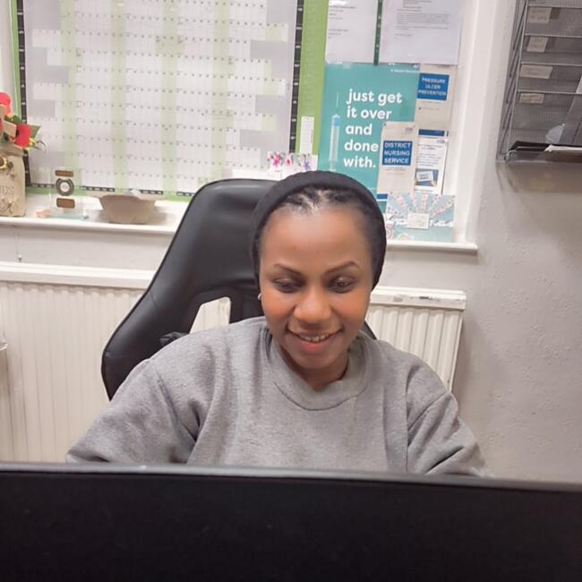 Canguro en Oldham: Shakirah