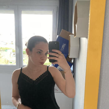 Babysitter in Château-Gontier: Thais