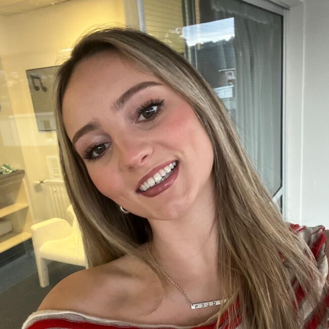 Babysitter in Auckland: Dotti