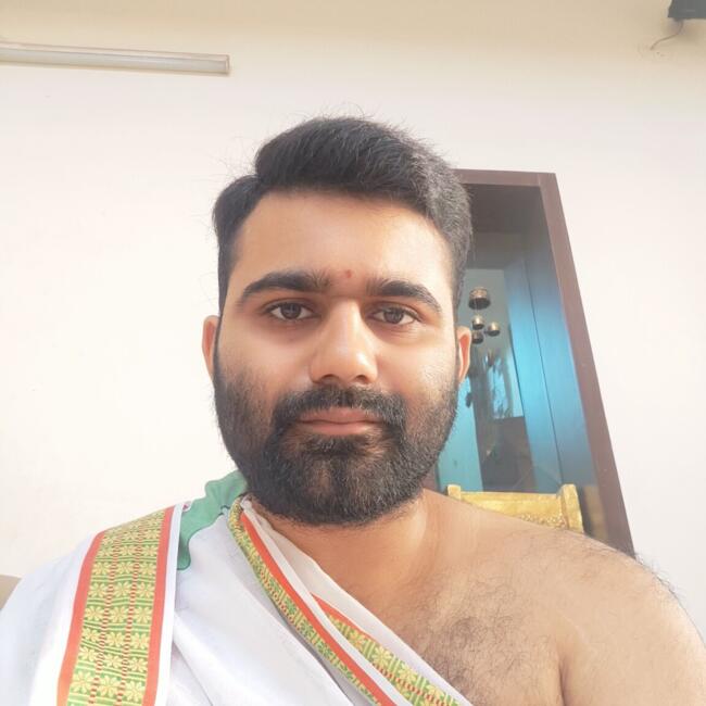 बंगलौर में बेबीसिटर: Lalith