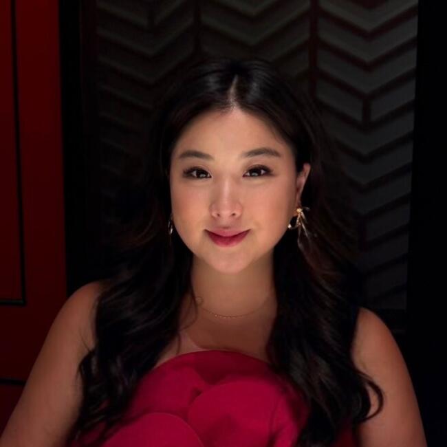 Babysitter in Adelaide: Evelyn