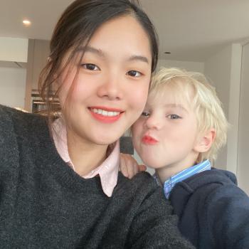 Babysitter in Brugge: Tillaka