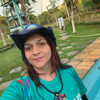 Babysitter in Manaus: Larissa