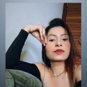 Babá em Jaraguá do Sul: Larissa