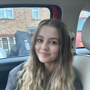 Babysitter in Rhos (Neath Port Talbot): Tegan