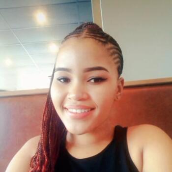 Nanny in Ulundi: Nomkhosi