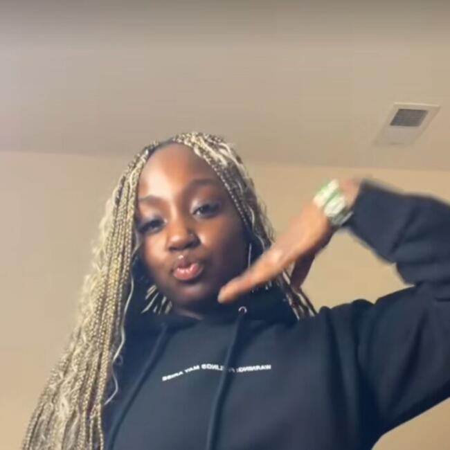 Babysitter in Saint-Denis: Noellye