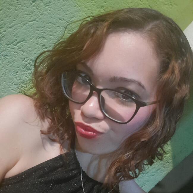 Babysitter in Belford Roxo: Adrielly