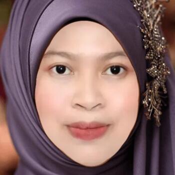 Babysitter in Jakarta: Akunbismillah