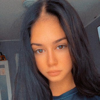 Babysitter in Agigea: Monica