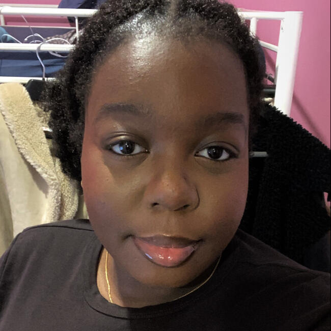 Babysitter in Bagneux: Sara