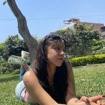 Niñera en Santa Anita - Los Ficus: Aneri celeste