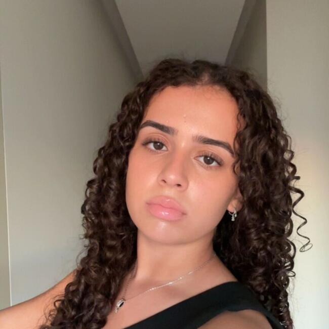 Babysitter em Braga: Luna