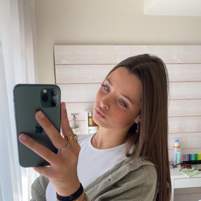 Babysitter in Saint-Vincent-de-Tyrosse: Lola