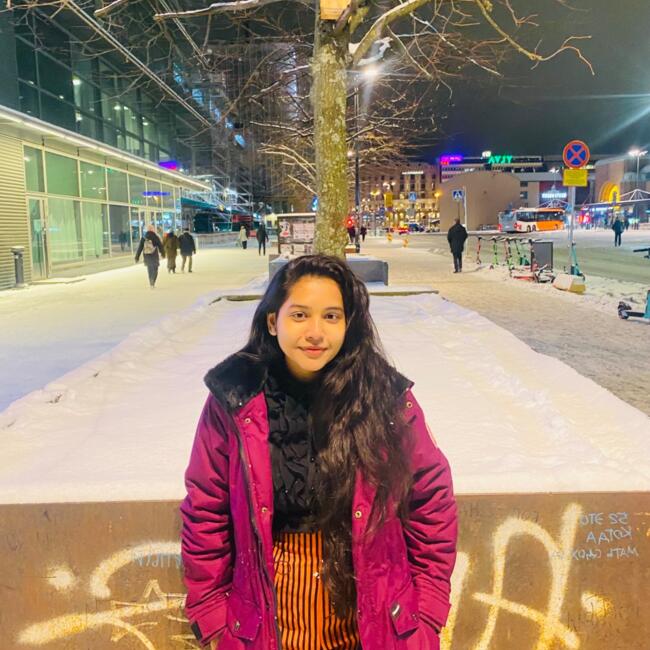 Lastenhoitaja Espoo: Riyana umama