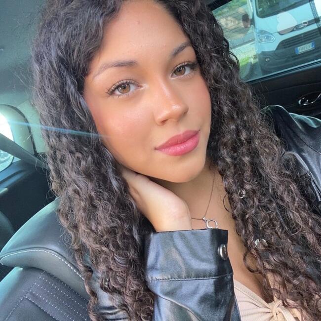 Babysitter a Genova: Allyson