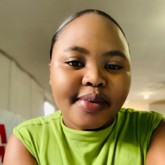 Babysitter in Port Elizabeth: Siviwe