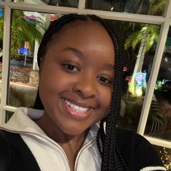 Babysitter in Tallahassee: Gaelle