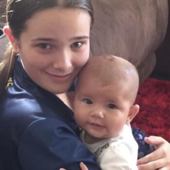 Babysitter in Townsville: Alyssa