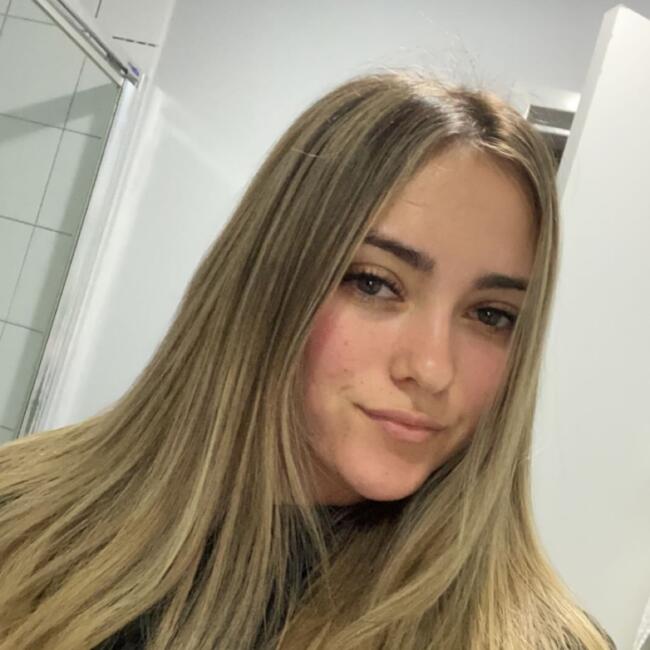 Babysitter in Perth: Nicole