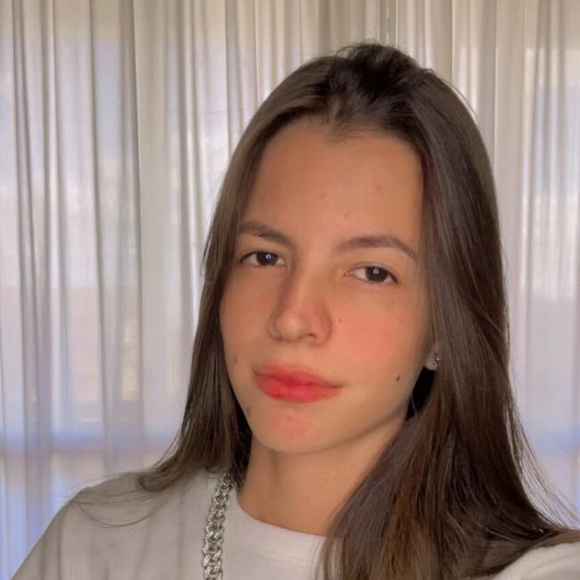 Emprego de babá em Goiânia: Milena