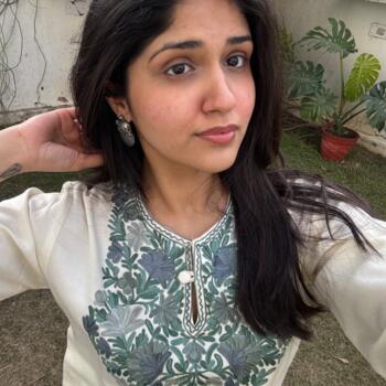 Babysitter Cardiff: Arshiya